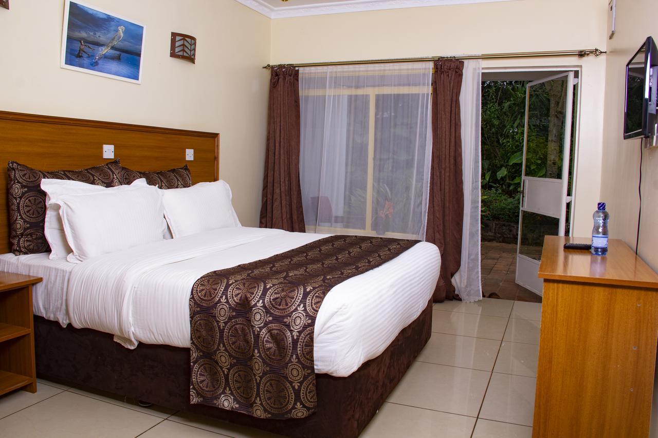 Izaak Walton Inn Embu Exterior photo